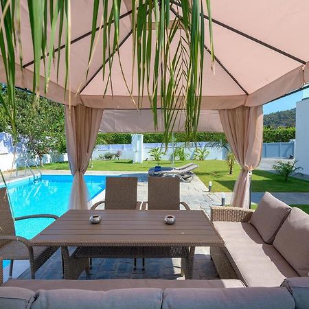 Villa Costa Ixiá Eksteriør bilde